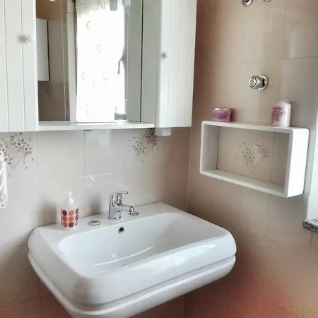 Holiday home Casa Mandicosu